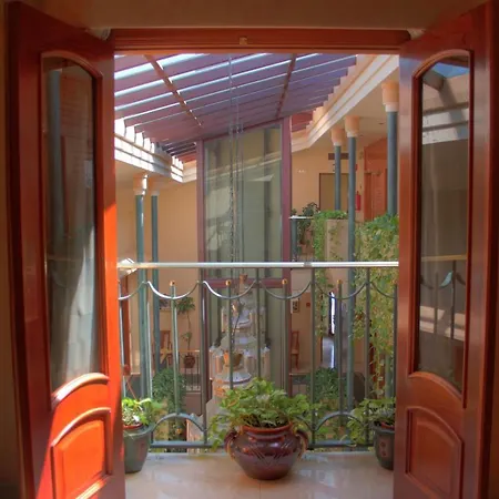 Hotel Avenida 2*