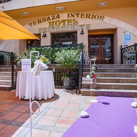 Avenida Hotel 2*